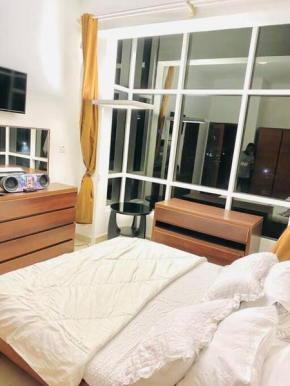 Brand New Meridian Apartment